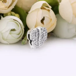 Charms PANDORA Błyszczący liść 798293CZ