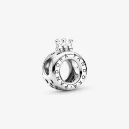 Charms O w koronie i logo Pandora