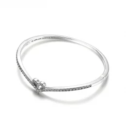 Lśniąca bransoletka bangle z sercem wishbone - 599297C01