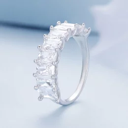 Pandora Style Błyszczący Pierścień Z Zirkonem - BSR409