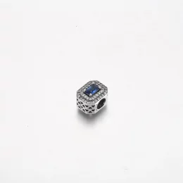 Prostokątny wisiorek Pandora Blue Sparkling - 792385c01