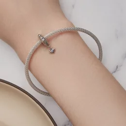 Pandora Style Charm ze spacji w kształcie diabelskiego oka i gwiazdy - BSC857