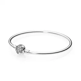 Srebrna bransoletka bangle Moments z zapięciem z płatkiem śniegu - 590740CZ - Bransoletki PANDORA