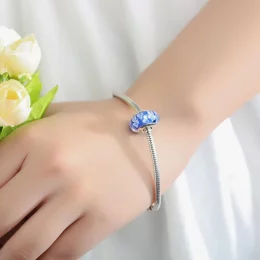 Charms Typu Pandora Niebieskie Szkła Murano Białe Kwiaty - SCZ006