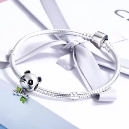 Charms Typu Pandora Panda uwielbia jeść bambus - SCC325