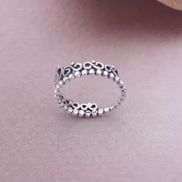 Pandora Queen Ring